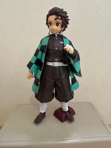 귀멸의 칼날 카마도 탄지로 피규어