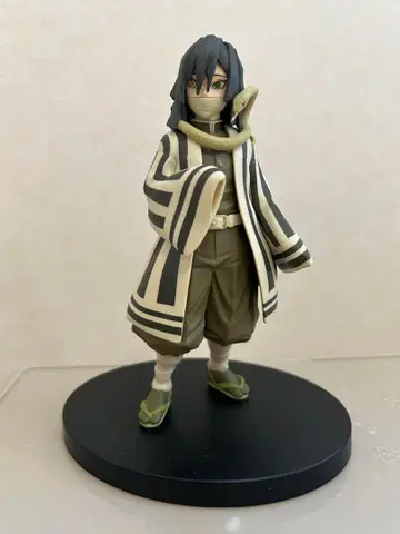 귀멸의 칼날 이구로 오바나이 피규어 (세피아풍)