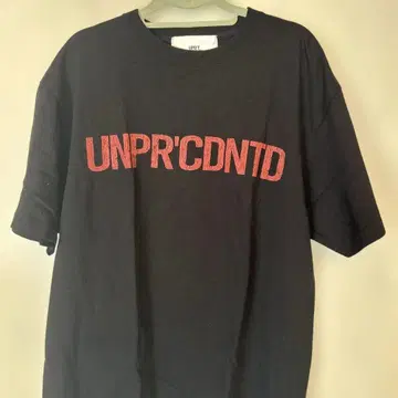 타케루 선수 UPD'T UNPR'CDNTD 티셔츠 블랙