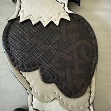 발리 BALLY 참 키링 독수리 이글