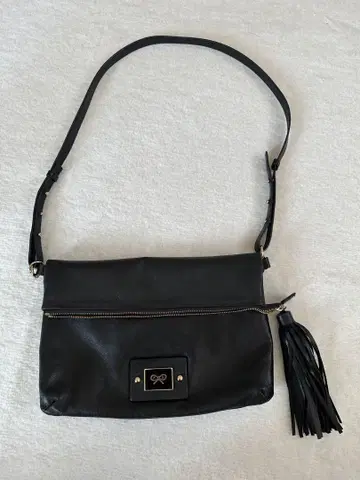 새상품급 ANYAHINDMARCH 사선 숄더백 2way