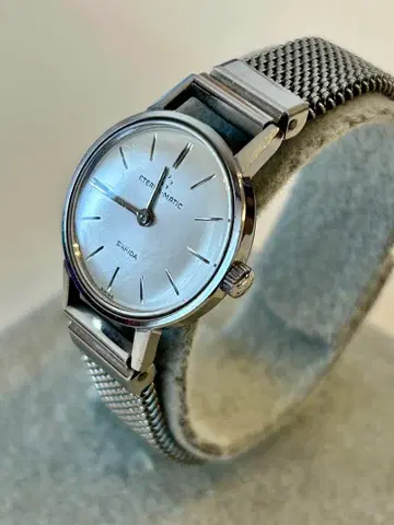 에테르나매틱 사히다 자동 와인딩 여성용 손목시계 작동품 2