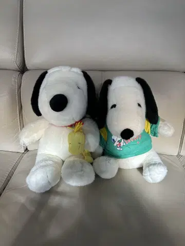 스누피 봉제 인형 2체 세트 30cm 정도.