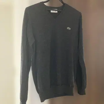 LACOSTE 다크 그레이 V넥 스웨터 사이즈 3