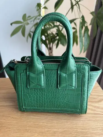 ZARA 크로커다일 백