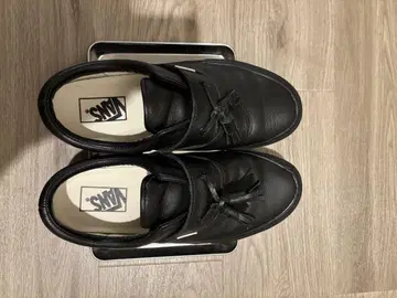 VANS 블랙 가죽 스니커즈 태슬 포함