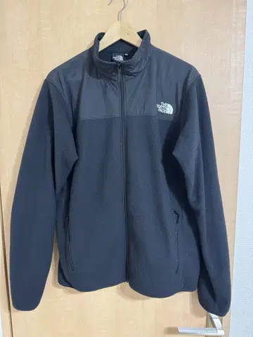 The North Face 블랙 플리스 자켓 NL72304