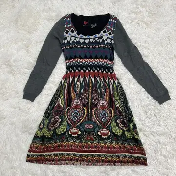 Desigual 데시그알 긴팔 니트 올 패턴 플레어 원피스 블랙