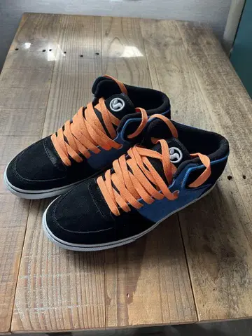 미사용 새상품 DVS - TOREY 26.5cm