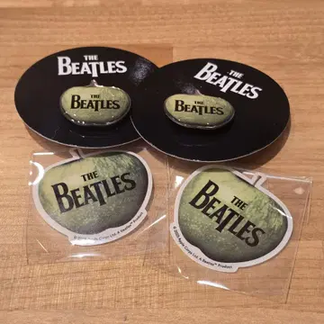 THE BEATLES 핀 배지 와 씰 2개 세트