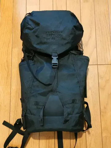 Mountain Hardwear Scrambler 25 Black
