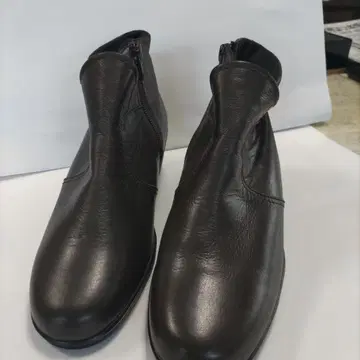 다크 브라운 가죽 부티 22cm