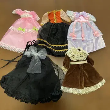 타카라? 리카짱? 제니? 옷 갈아입기 의류 세트 5점 선착순