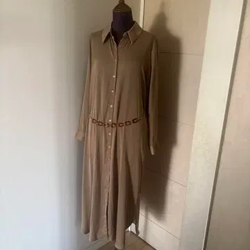 가격 인하 ZARA 베이지 셔츠 원피스 긴팔 체인 벨트 포함