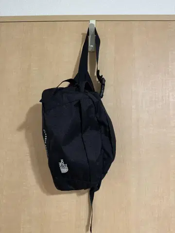 THE NORTH FACE 클래식 캥거 II 블랙