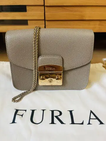 FURLA 메트로폴리스 미니 숄더백
