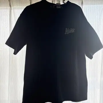 MOBB 블랙 T셔츠 M 사이즈