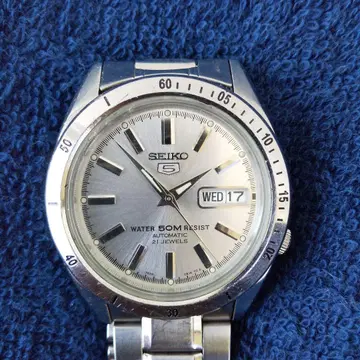 SEIKO 5 자동 와인딩 시계 실버 다이얼 50m 방수