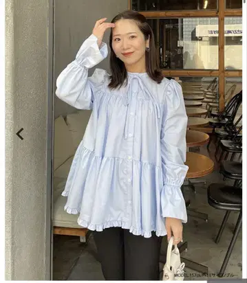 핏모어 fitmore 캔디 슬리브 티어드 블라우스 메라키