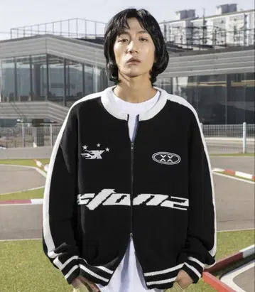xtonz XTK040 스포티 라운드 니트 집업 블랙
