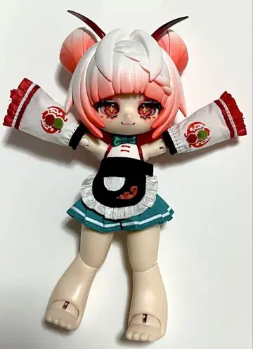 [ 벌레벌레 카페 ] KUKAKA(쿠카카) 토우토우