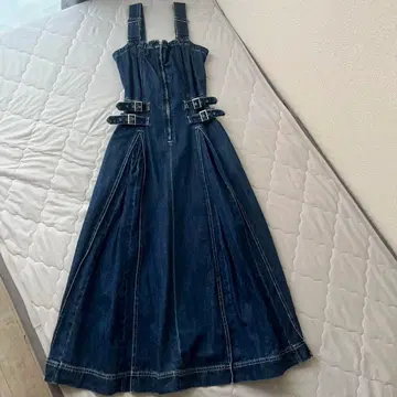 캔디 스트리퍼 BELTED 원피스 데님 플리츠