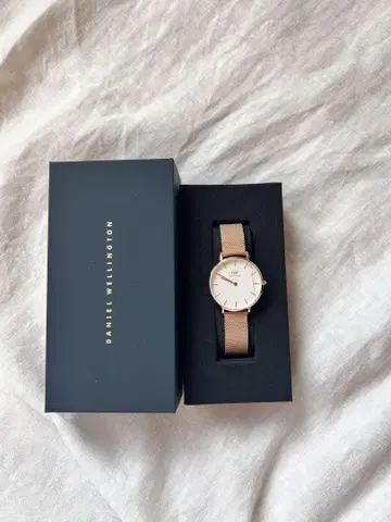 Daniel Wellington DW 로즈 골드 시계