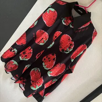 새상품 ACDC RAG 딸기 패턴 긴팔 셔츠 딸기 패턴 서브컬쳐 지뢰계