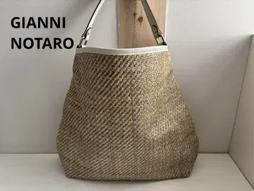 GIANNI NOTARO 원 숄더백 가죽과 내추럴 소재 믹스