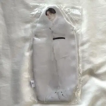 INI 니시 히로토 파우치