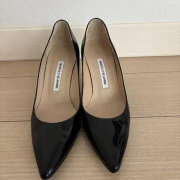 마놀로 블라닉 펌프스 38.5