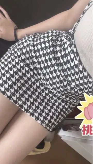 하운드 투스 슬리브리스 미니 원피스