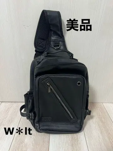 [새상품급] W*lt 남성용 다기능 USB 바디백