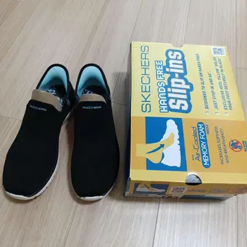 SKECHERS Hands Free Slip-Ins 블랙 24.5cm