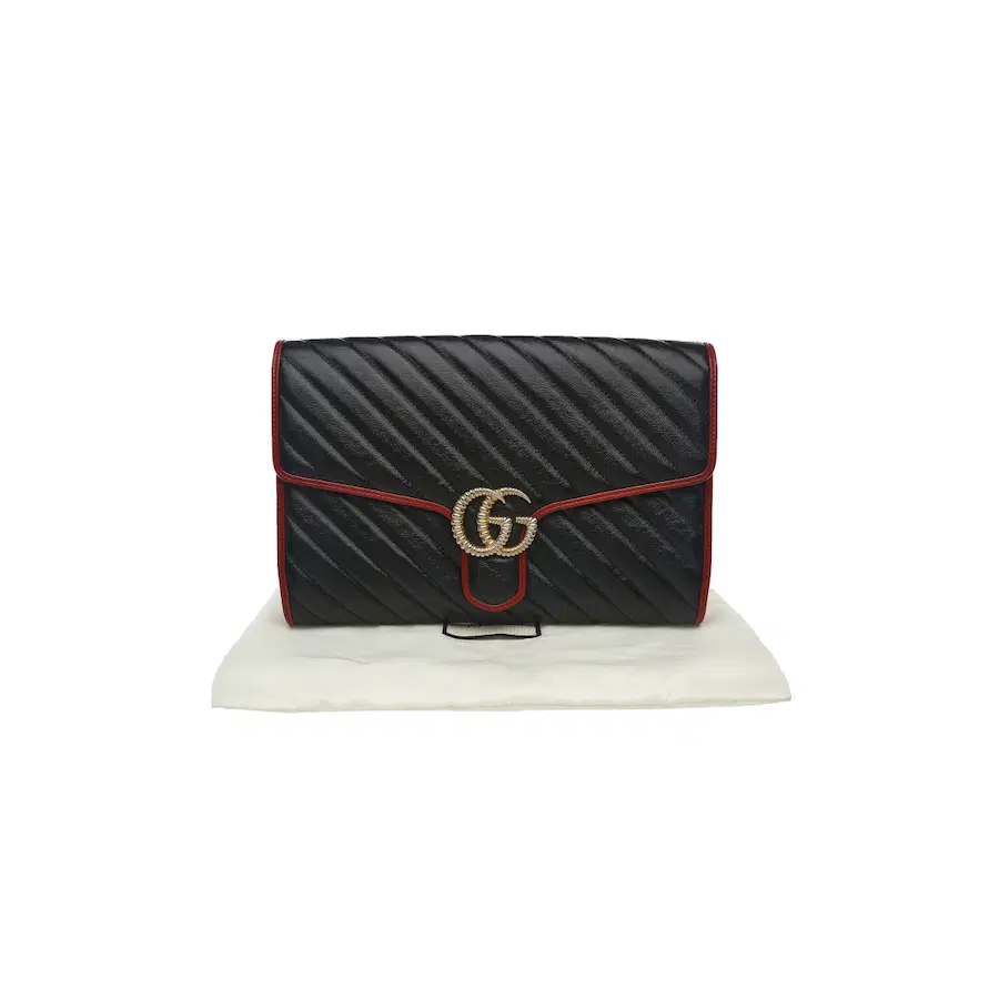 古驰 GG Marmont Matelassé 翻盖手拿包