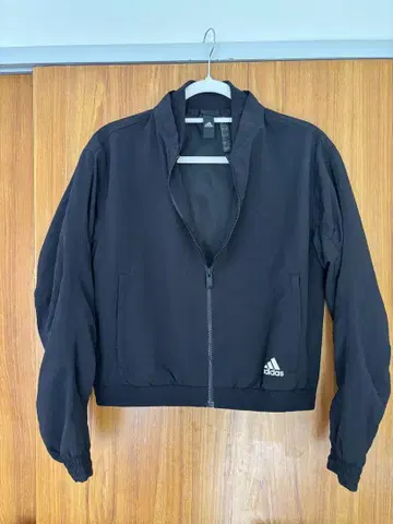 [ adidas ] 블랙 집업 자켓 M 사이즈