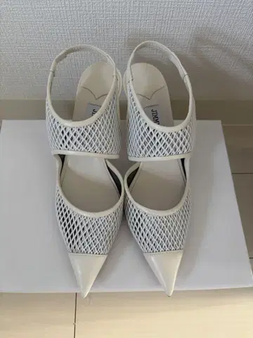 [ 미사용 새상품 ] JIMMY CHOO 메쉬 샌들