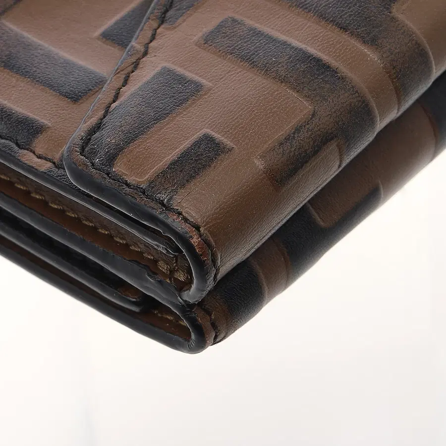 芬迪（Fendi）Micro Tri-fold 三折钱包