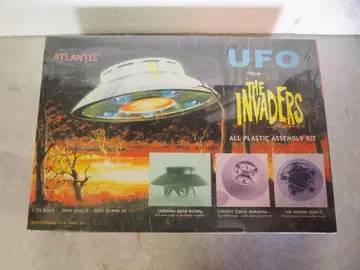 아틀란티스 UFO 인베이더 프라모델 슈링크 미개봉