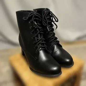새상품! 레이스업 부츠 하카마 부츠 사이드 지퍼 PU 23.0cm