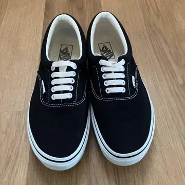 Vans 블랙 스니커즈 로우컷 사이즈 US10