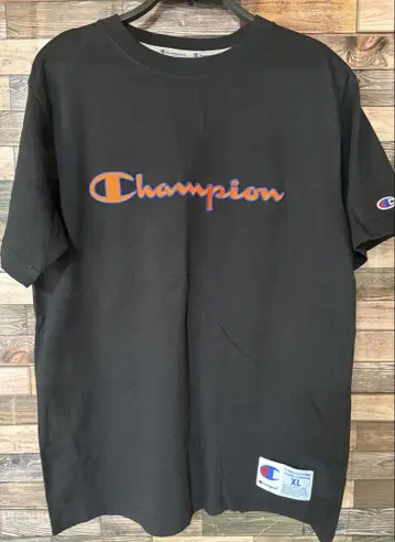 Champion 블랙 T셔츠 XL