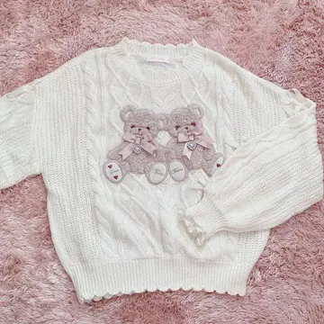 LIZLISA 리즈리사 트윈 베어스 곰 니트탑 화이트