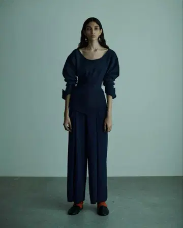 TAN SPONDISH MOHAIR 코르셋 탑 니트 스웨터