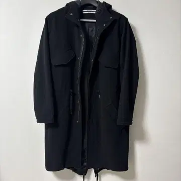 ROBERT GELLER 로버트 게 모즈 코트