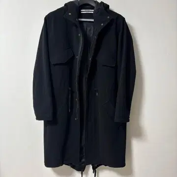 ROBERT GELLER 로버트 게 모즈 코트