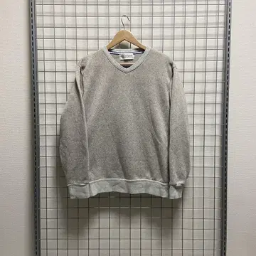 33 Degrees V넥 트레이닝복 그레이