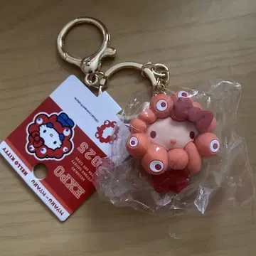헬로키티 미야쿠미야쿠 키링