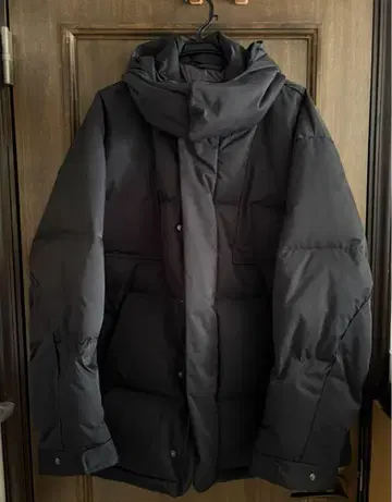 블랙 다운 자켓 XXL 사이즈
