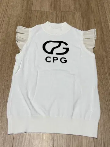 새상품급 CPG 슬리브리스 상의 M 사이즈